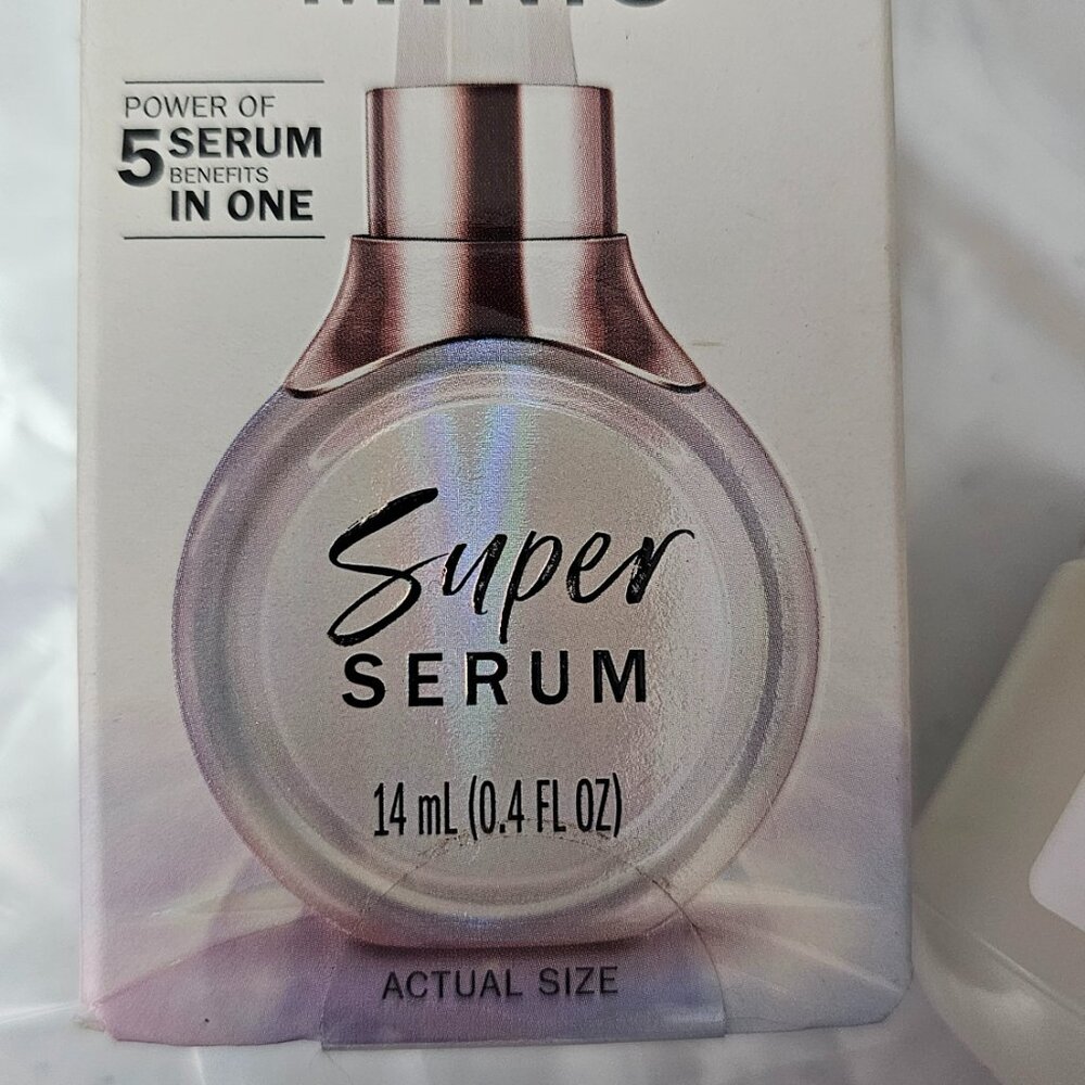 OIL OF OLAY BUNDLE - Picture 2 of 5